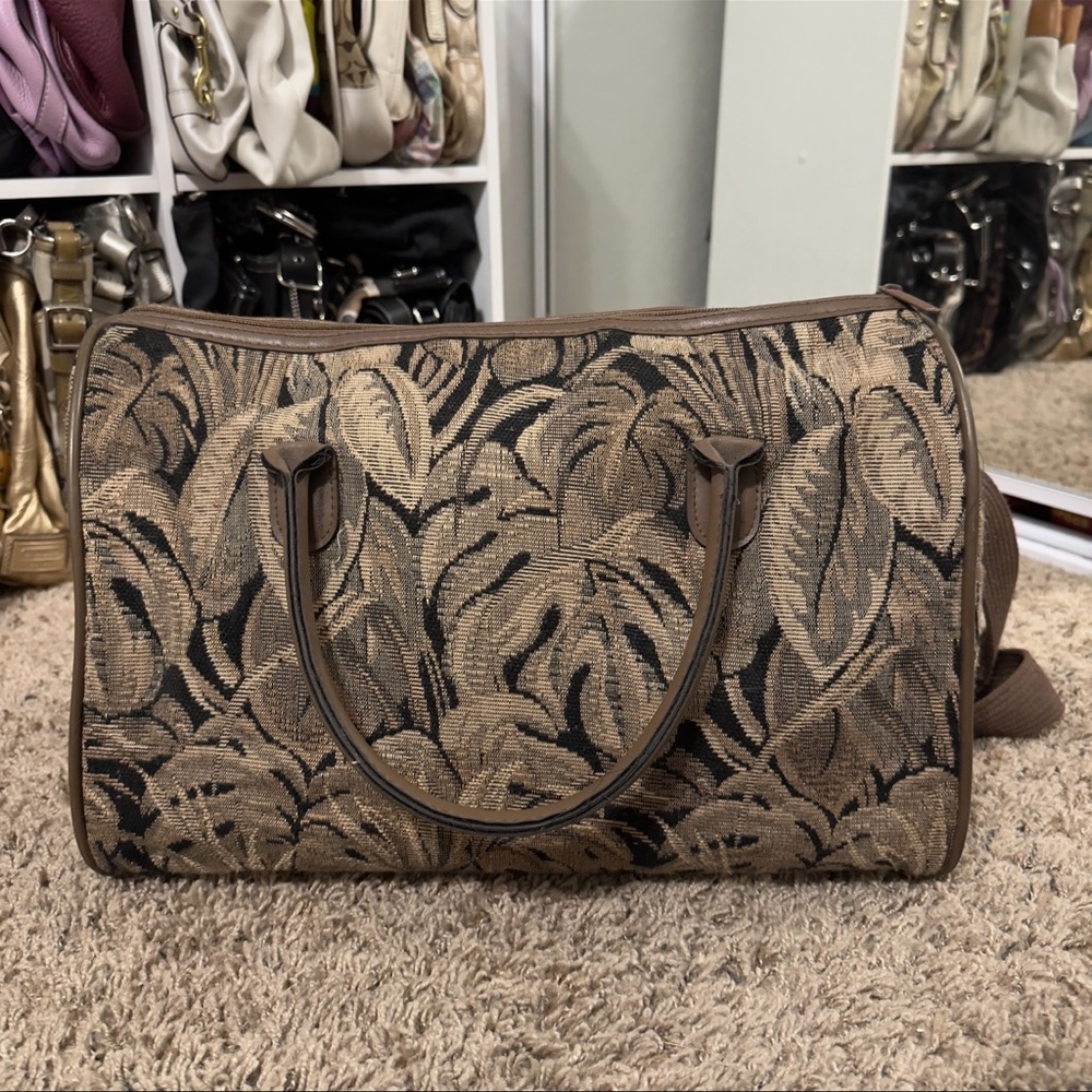 Vintage Tapestry Duffle Bag - Picture 5 of 10